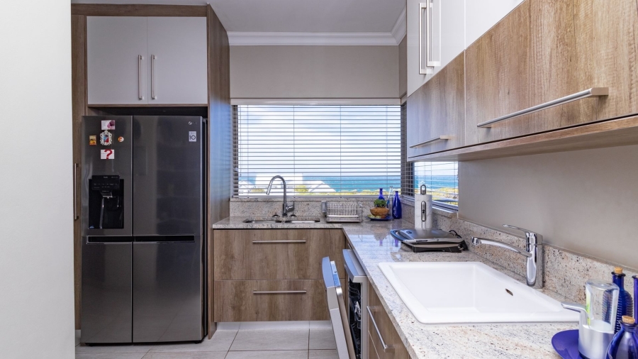 6 Bedroom Property for Sale in Kleinbaai Western Cape